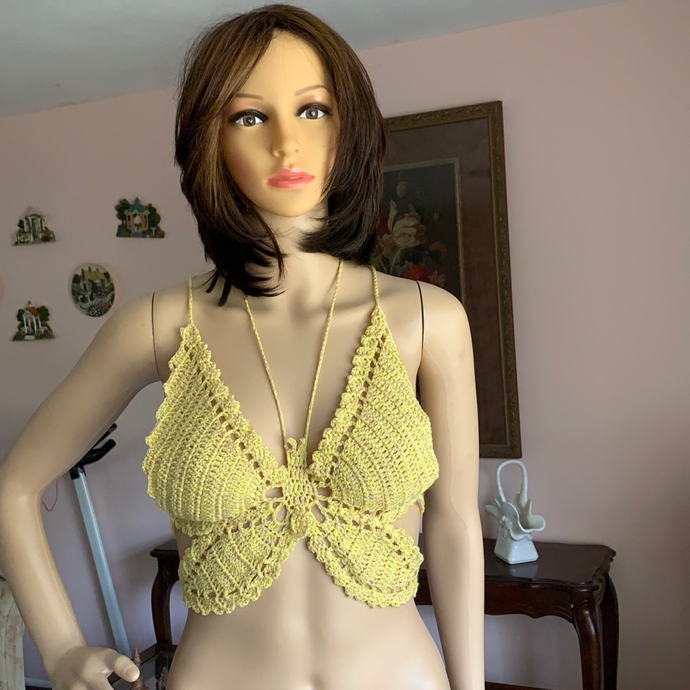 💕 butterfly crocheted top